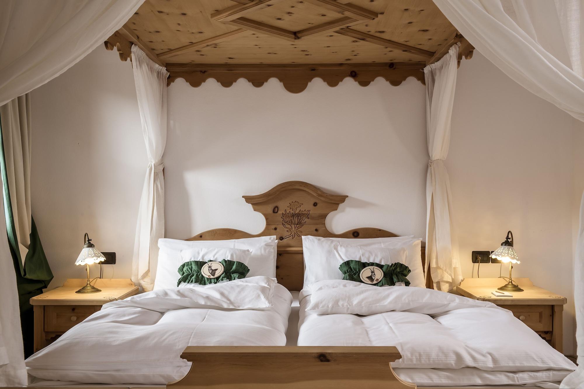 Hotel Chalet Del Sogno Madonna エクステリア 写真