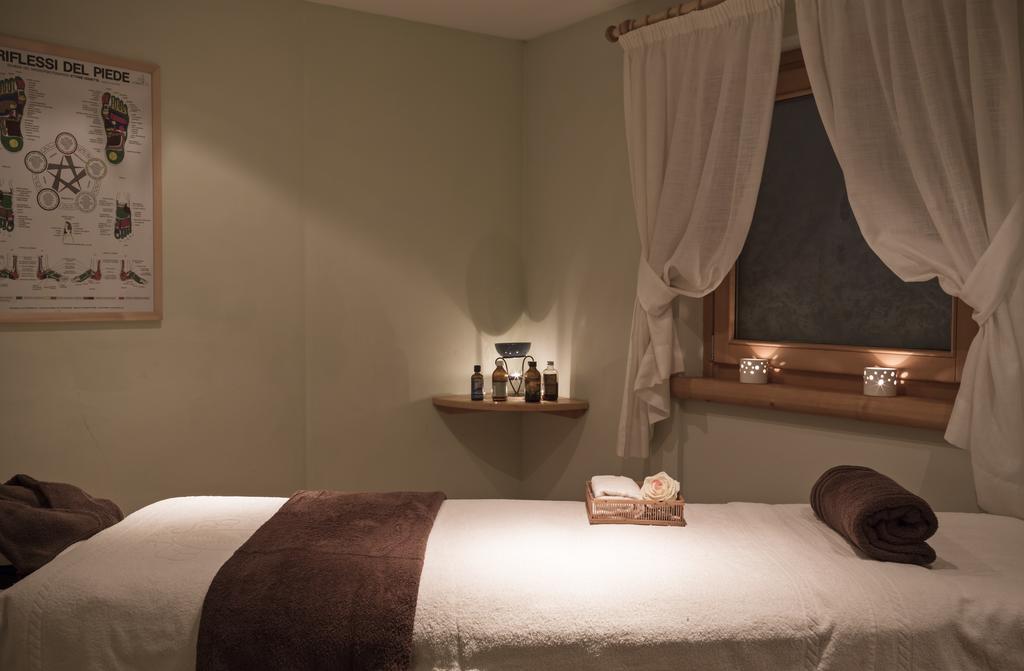 Hotel Chalet Del Sogno Madonna エクステリア 写真